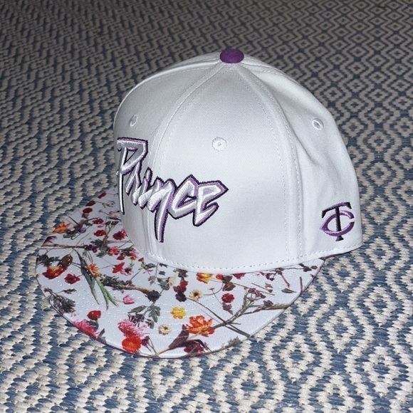PRINCE Minnesota Twins baseball  SnapBack hat cap Prince Night 2021 NEW - Picture 2 of 8